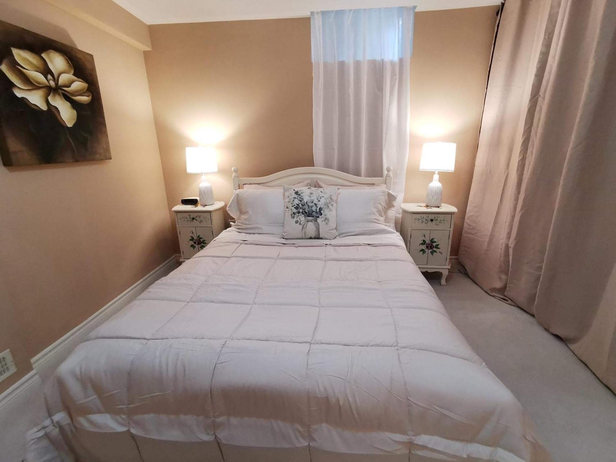 4 Bedroom 3 Washroom Charming Home In Markham With Warm Cozy Vibe Esterno foto