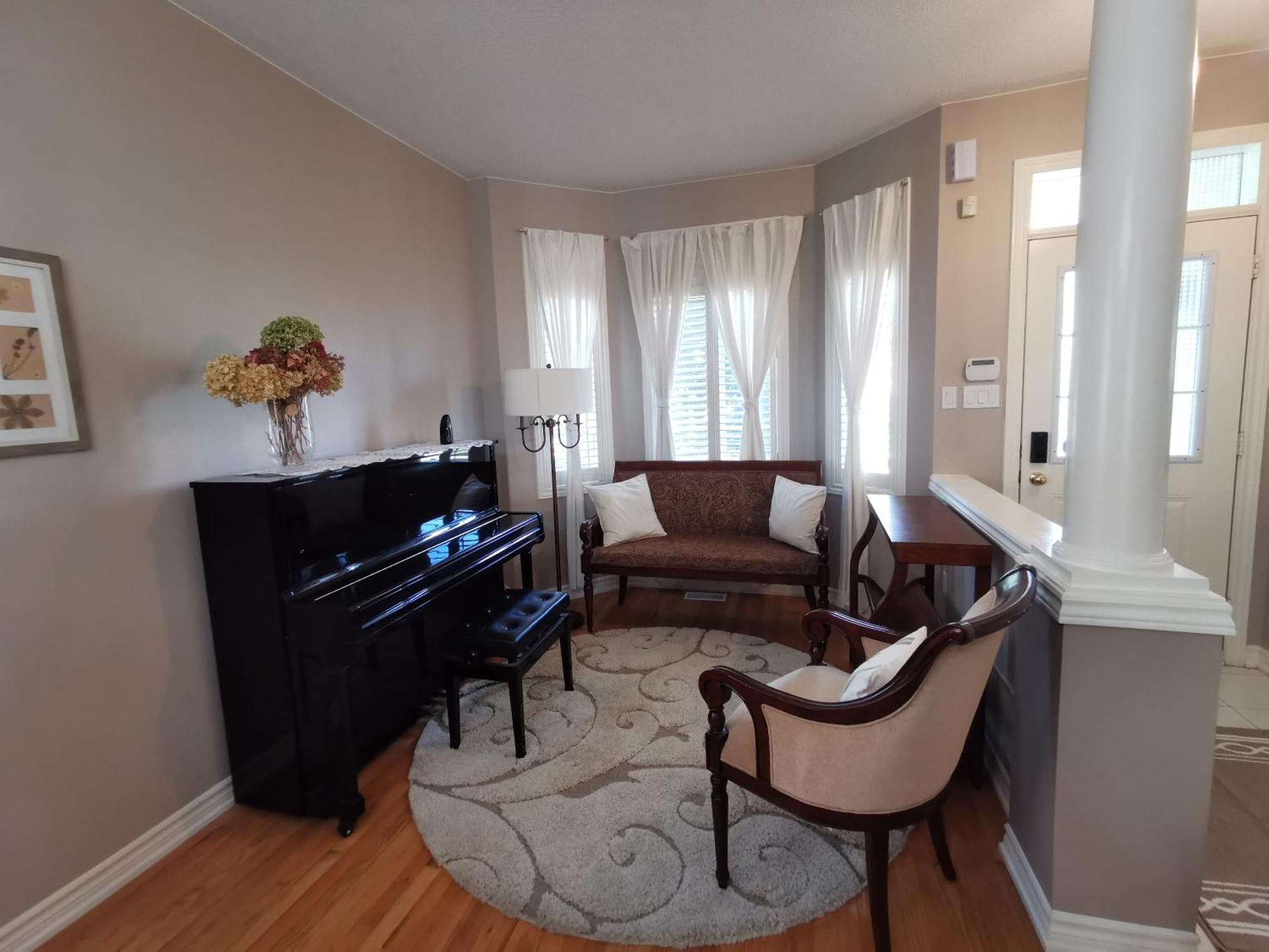 4 Bedroom 3 Washroom Charming Home In Markham With Warm Cozy Vibe Esterno foto