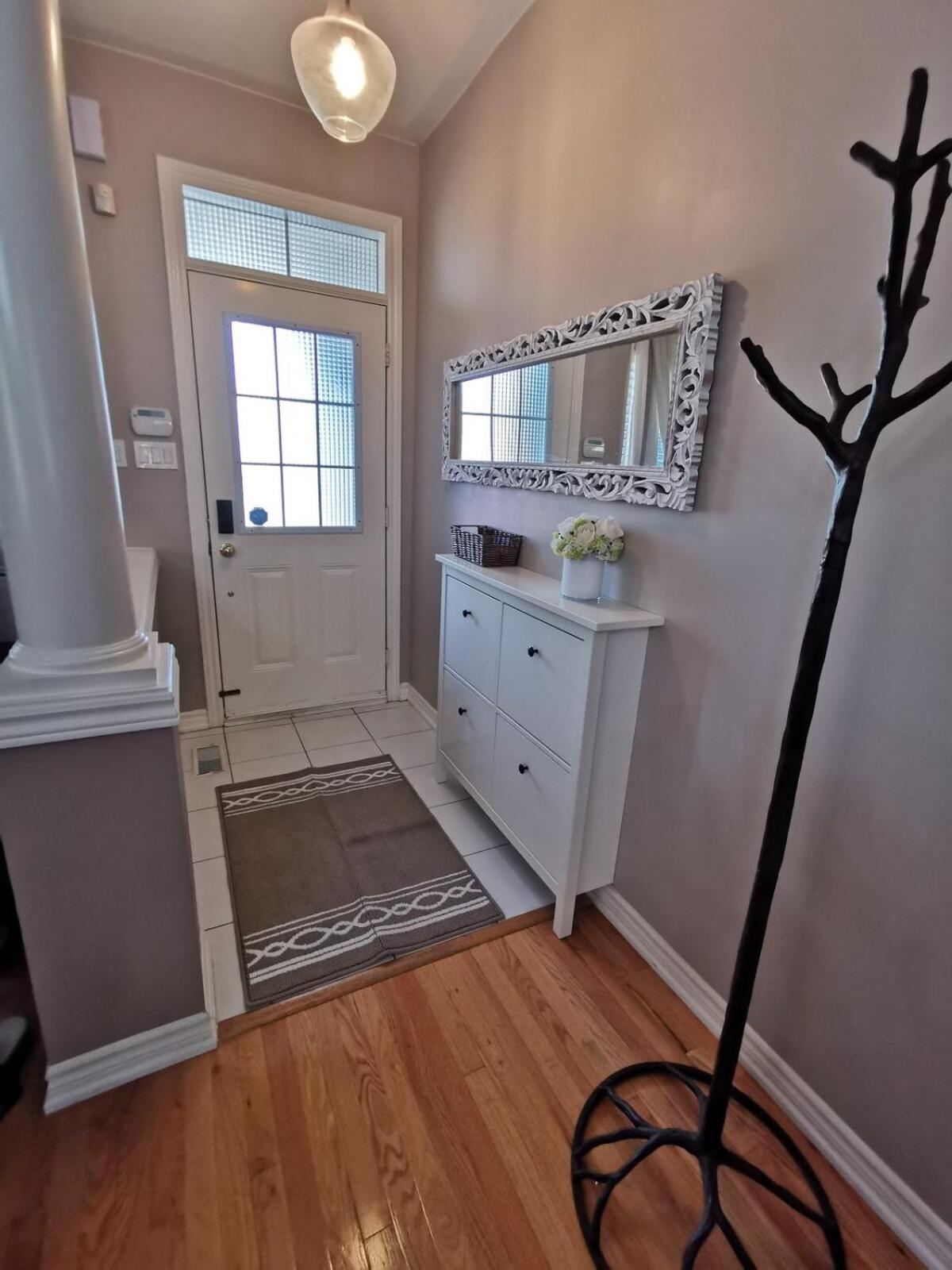 4 Bedroom 3 Washroom Charming Home In Markham With Warm Cozy Vibe Esterno foto